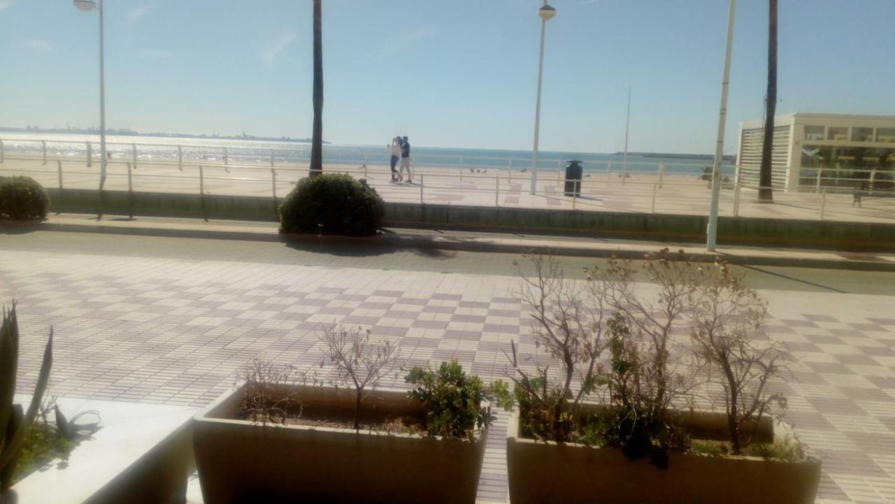 Apartamento Valdelagrana El Puerto de Santa Maria Bagian luar foto