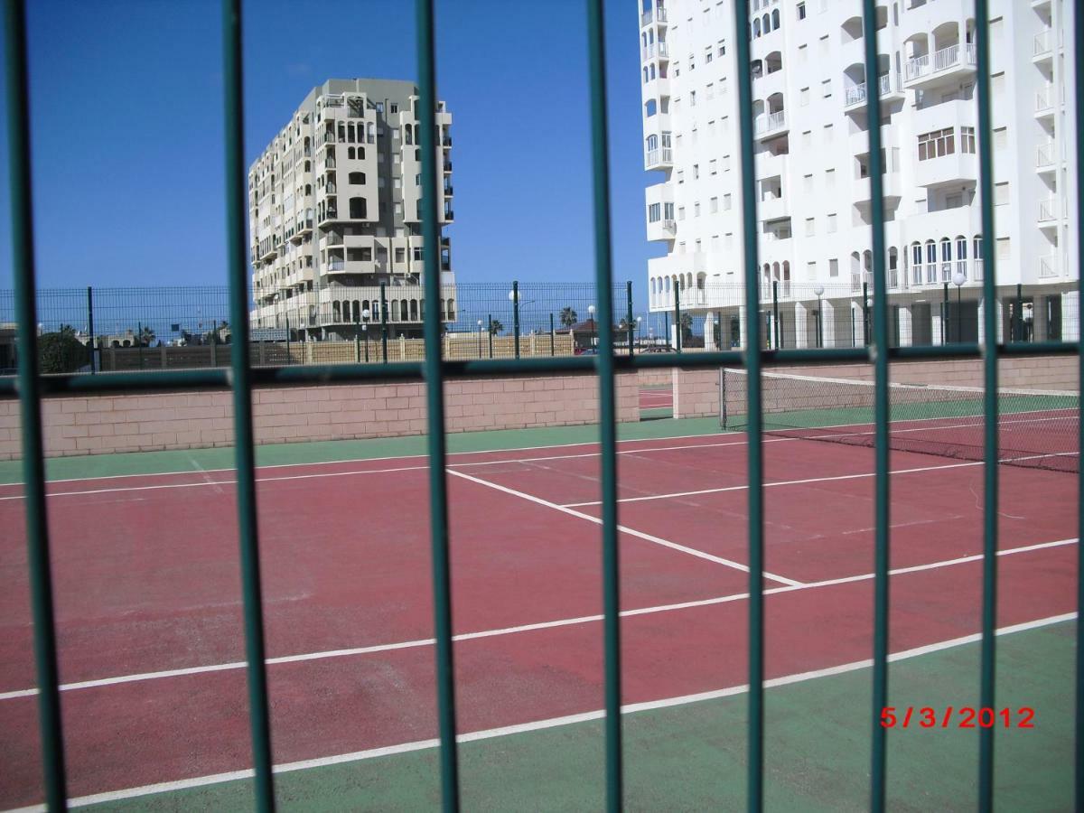 Apartamento Valdelagrana El Puerto de Santa Maria Bagian luar foto